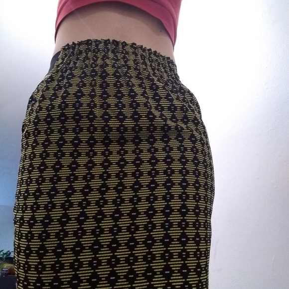 Skirt - Picture 5 of 9